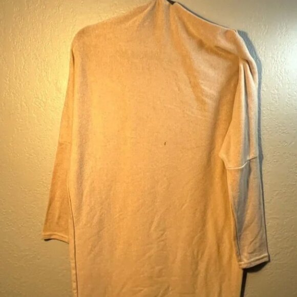 CBR Beige Tan Wide Cowl Neck Sweater Size Medium Scoop Minimalist Casual - Picture 7 of 9